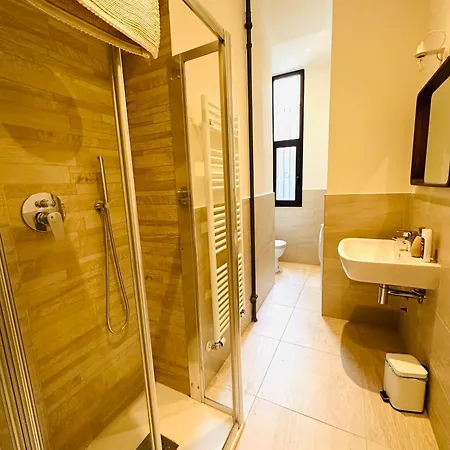 Apartment Con Giardino Privato