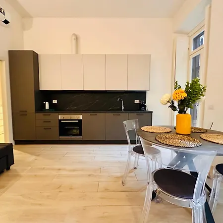 Con Giardino Privato Apartment